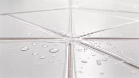 Silikon zamiast fugi na podłodze